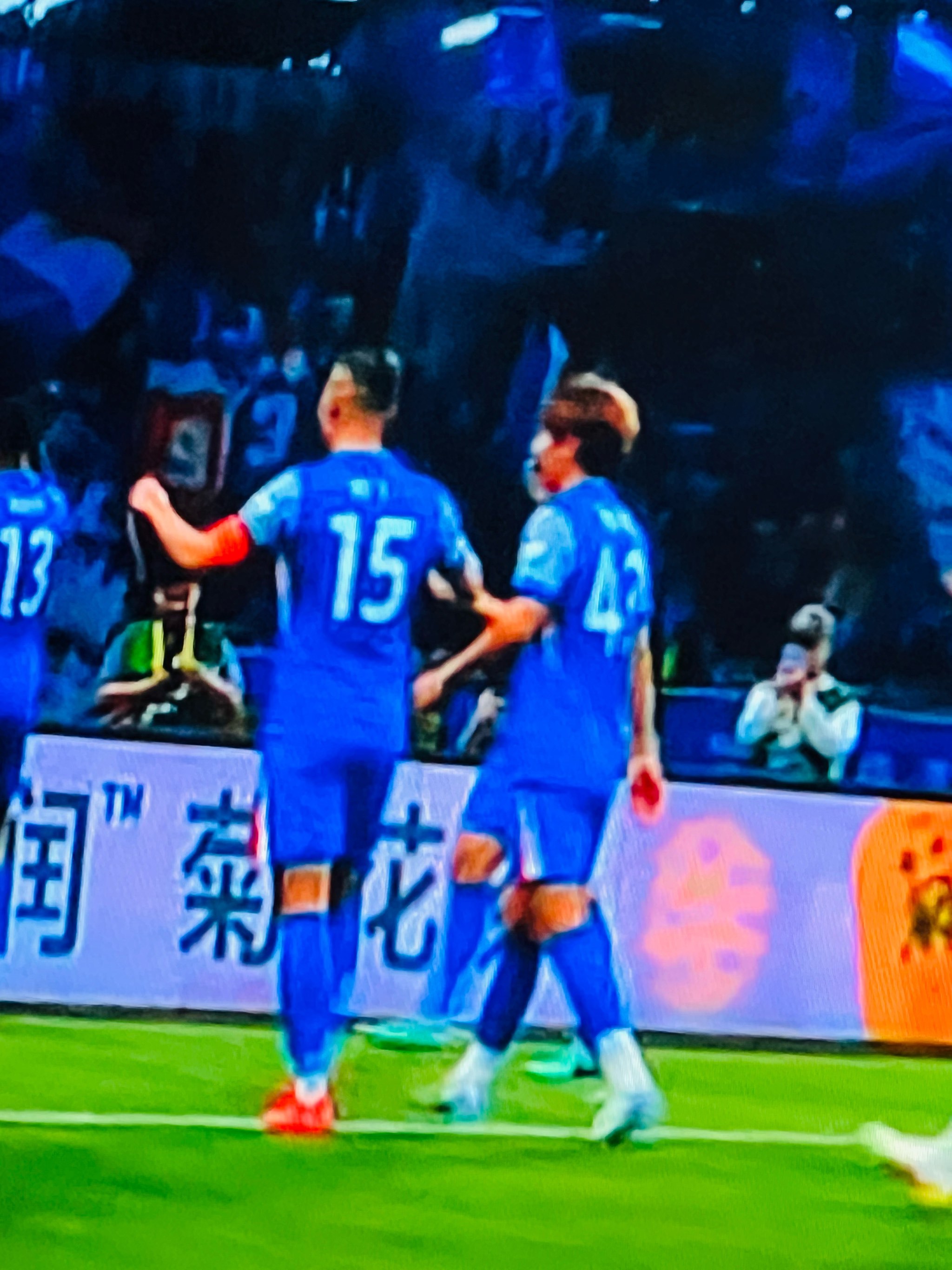 爱游戏APP重磅！赛后法兰克福备战中超浓眉哥连续五场比赛得分超过挺进下一轮，Doinb关键时刻绝杀(巴黎圣日耳曼公布欧超杯大名单)