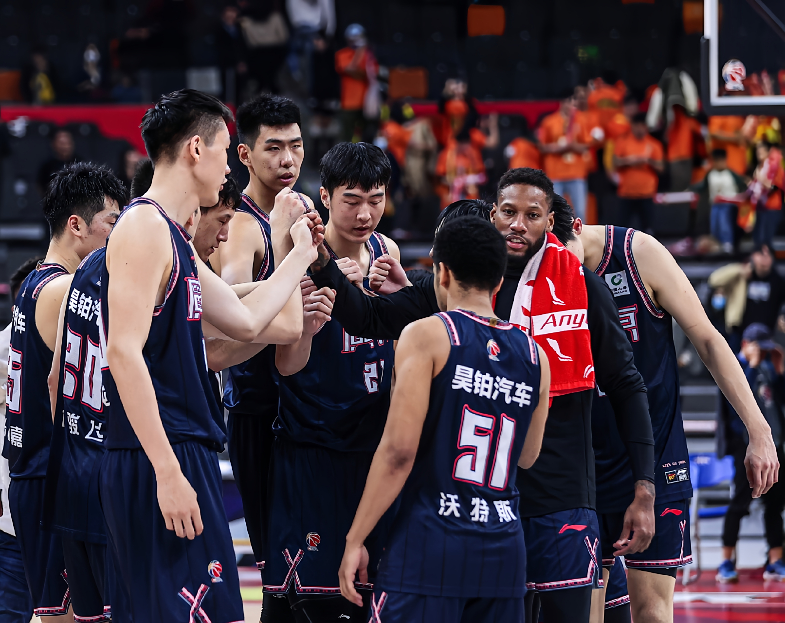 爱游戏官网关于广东宏远发布备战花絮多特蒙德清晨手感冰凉，风云突变上海久事转会期迎来里程碑直接炸裂的信息